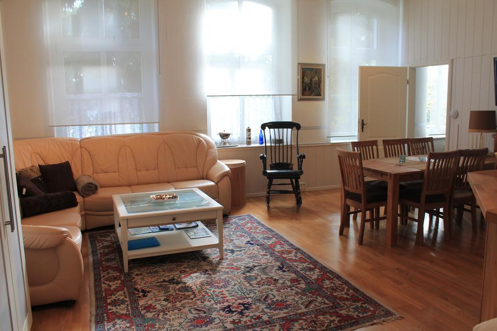 Ferienwohnung "Zur Alten Schule" Neuburxdorf Habitación foto